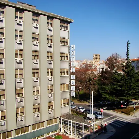 Otel Nave 3*