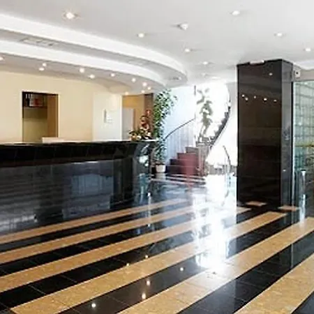 Otel Nave 3*